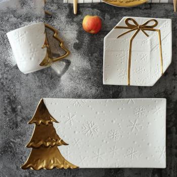 Christmas Tree Shape Gold Handle Ceramic Mugs